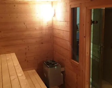 Domek alpejski Les Chosalets Chalet Sleeps 12 *